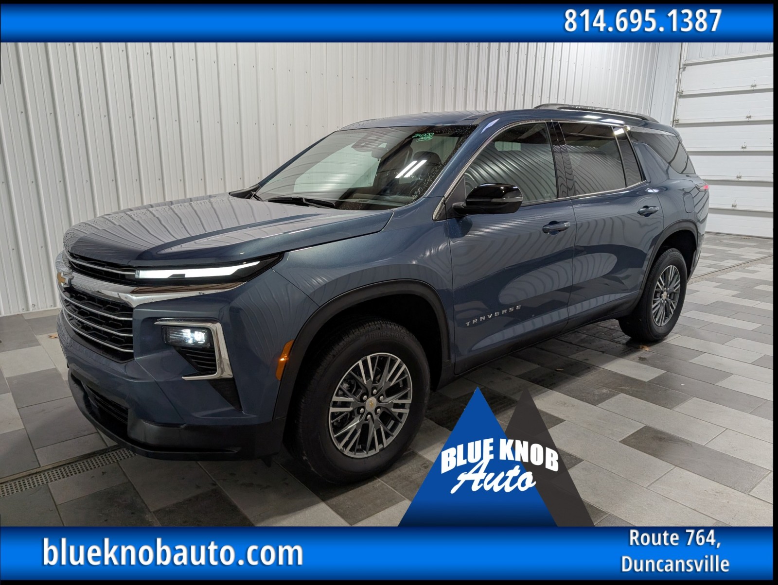 2025 Chevrolet Traverse LT's photo