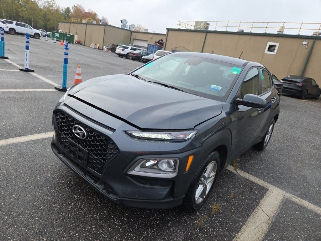 Used 2021 Hyundai Kona SE with VIN KM8K1CAA5MU745075 for sale in Marion, IA