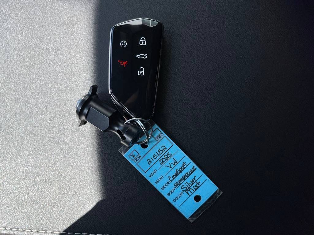 2025 Volkswagen Atlas Cross Sport SEL Premium R-Line photo 43