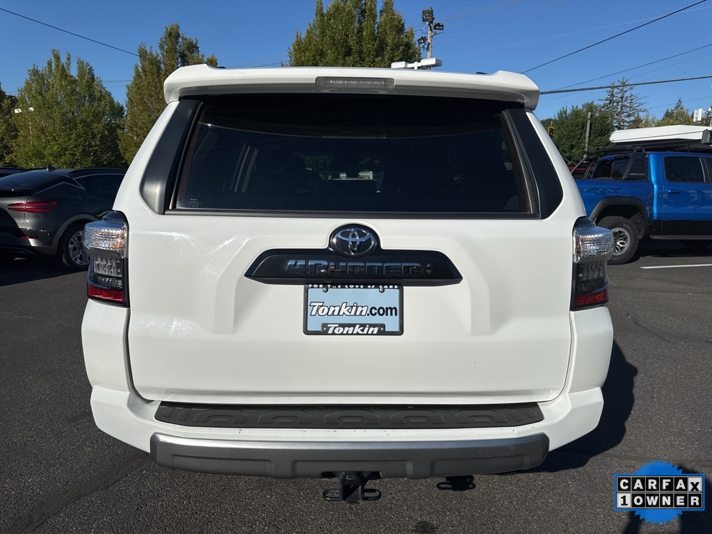 2024 Toyota 4Runner SR5 photo 4