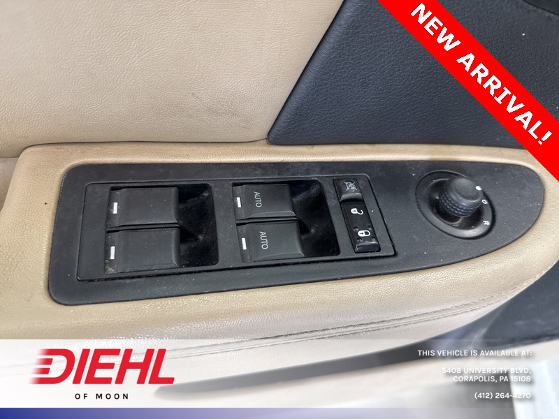 2013 Chrysler 200 Limited photo 15