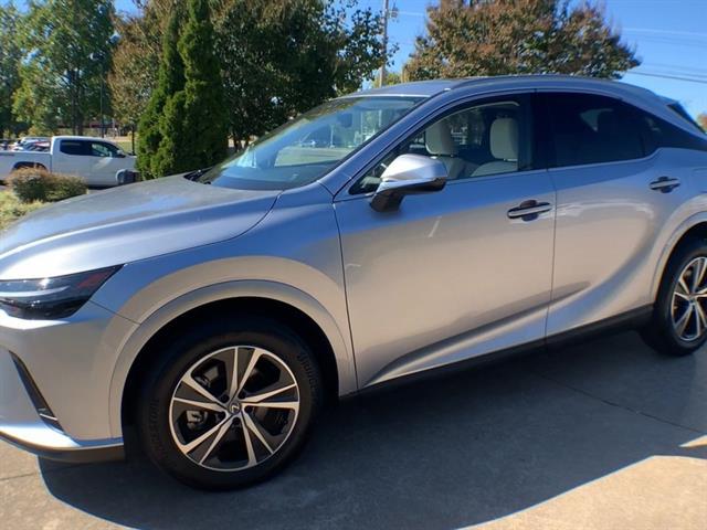 2023 Lexus RX 350 Premium photo 3