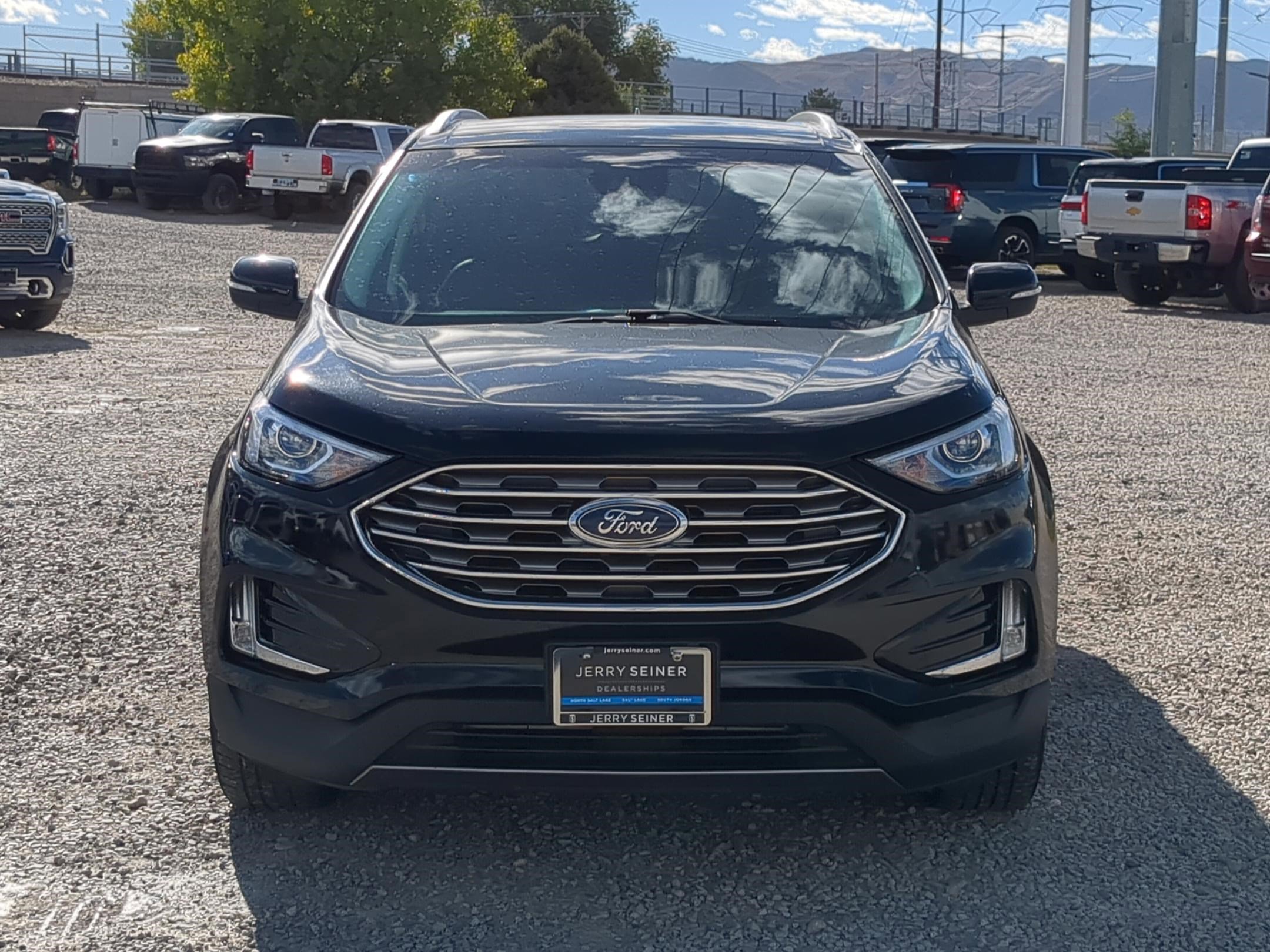 2019 Ford Edge SEL photo 8