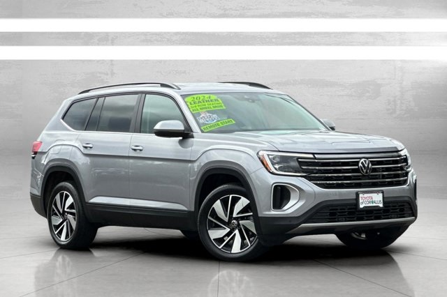 2024 Volkswagen Atlas SE Technology photo 2