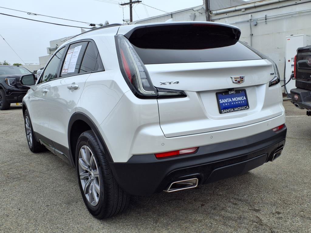 2023 Cadillac XT4 Sport photo 3