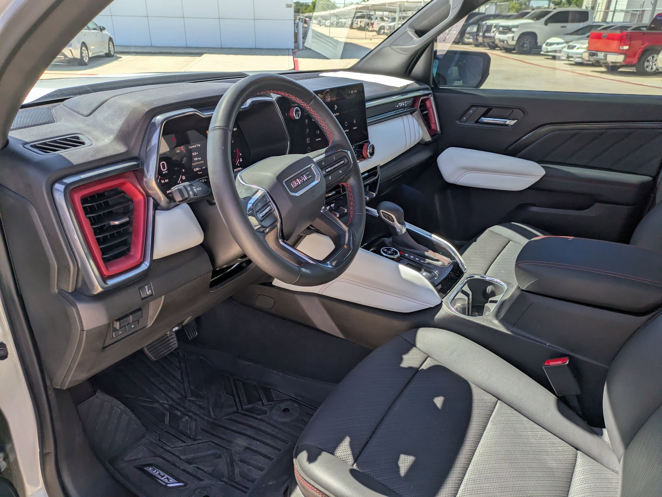 2024 Gmc Canyon AT4X photo 10