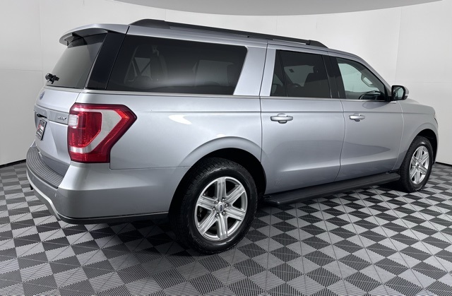 2020 Ford Expedition MAX XLT photo 3