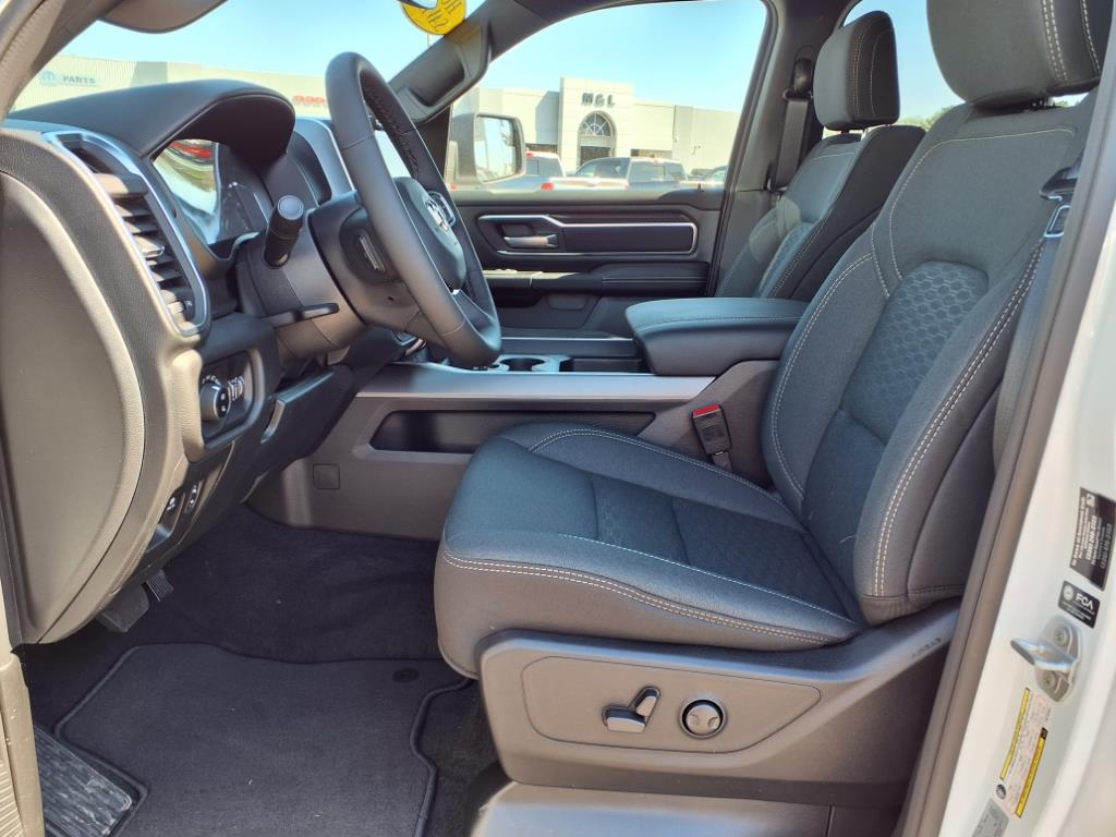 2025 Ram 1500 Big Horn Lone Star photo 3