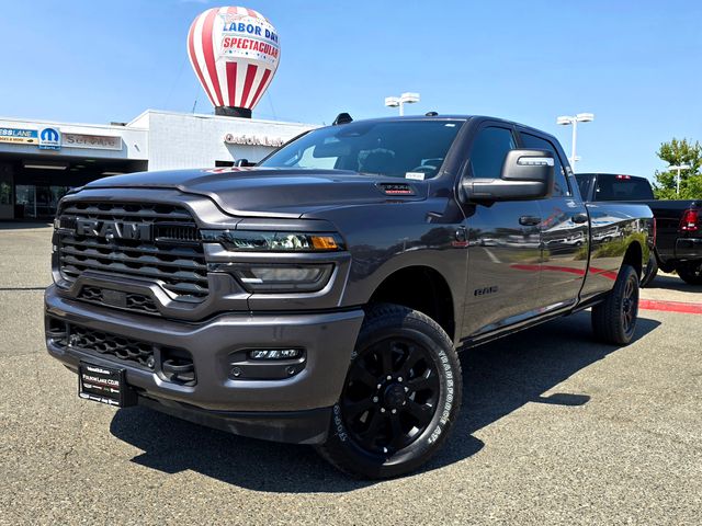 2025 Ram 3500 Big Horn photo 3