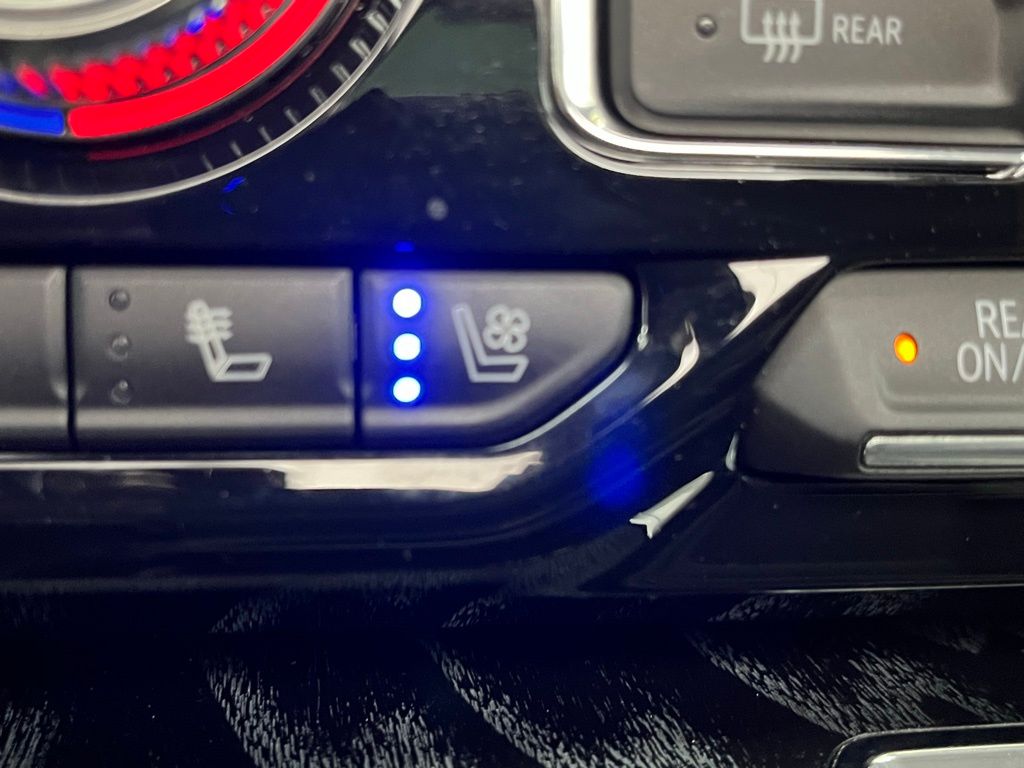 2023 Gmc Yukon Denali photo 5