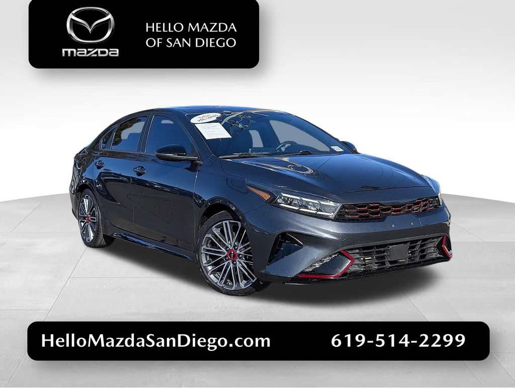 2022 Kia FORTE GT's photo