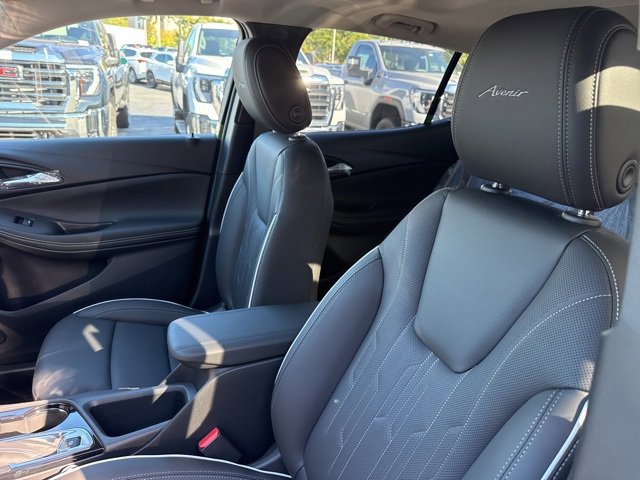 2026 Buick Encore GX Avenir photo 10