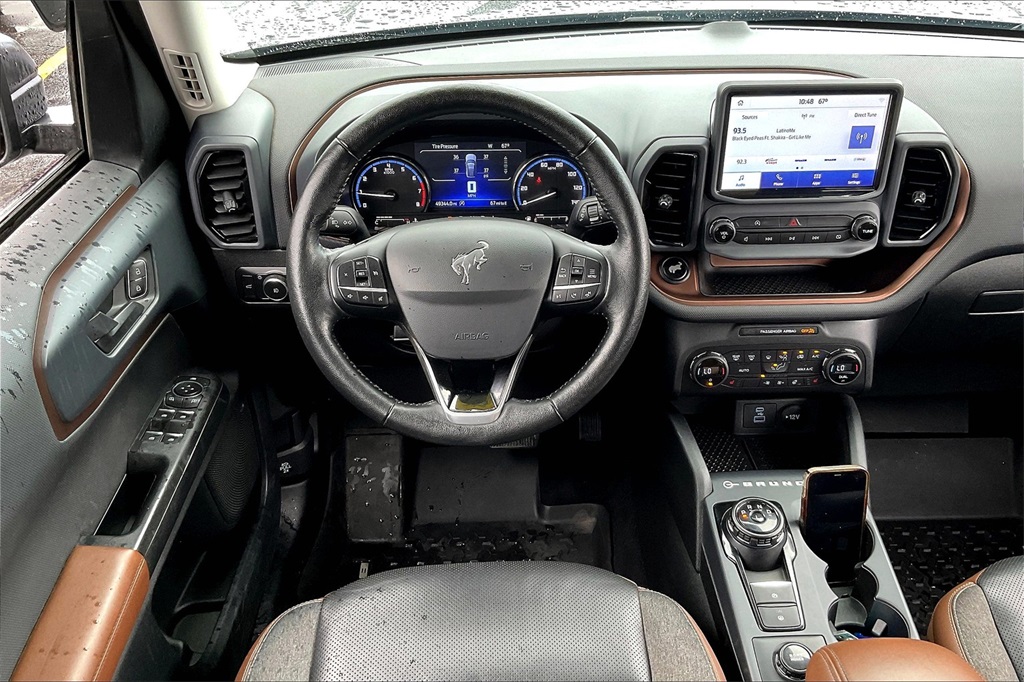 2021 Ford Bronco Sport Outer Banks photo 3