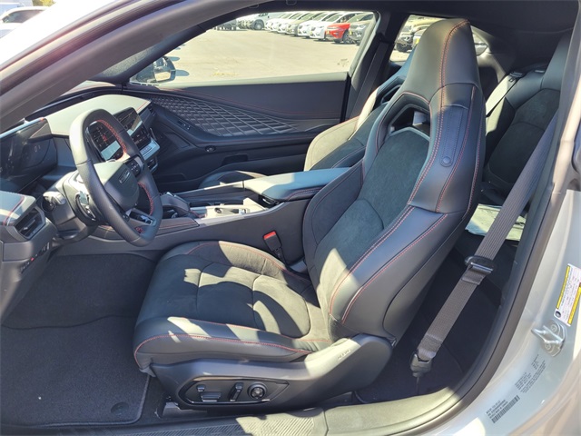 2025 Dodge Charger R/T Scat Pack photo 9