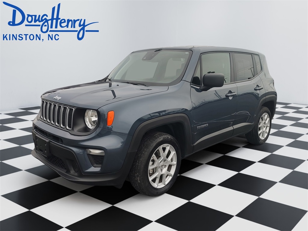 2023 Jeep Renegade Latitude's photo