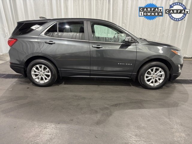 2021 Chevrolet Equinox LT photo 2