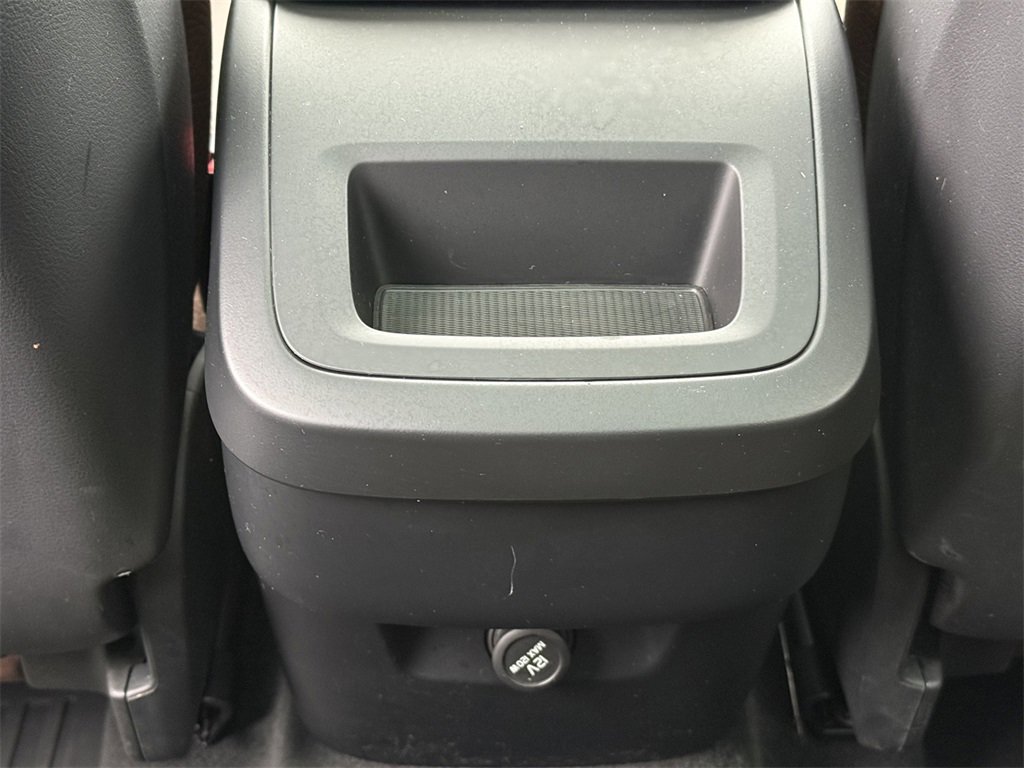 2020 VOLVO XC60 - Image 29