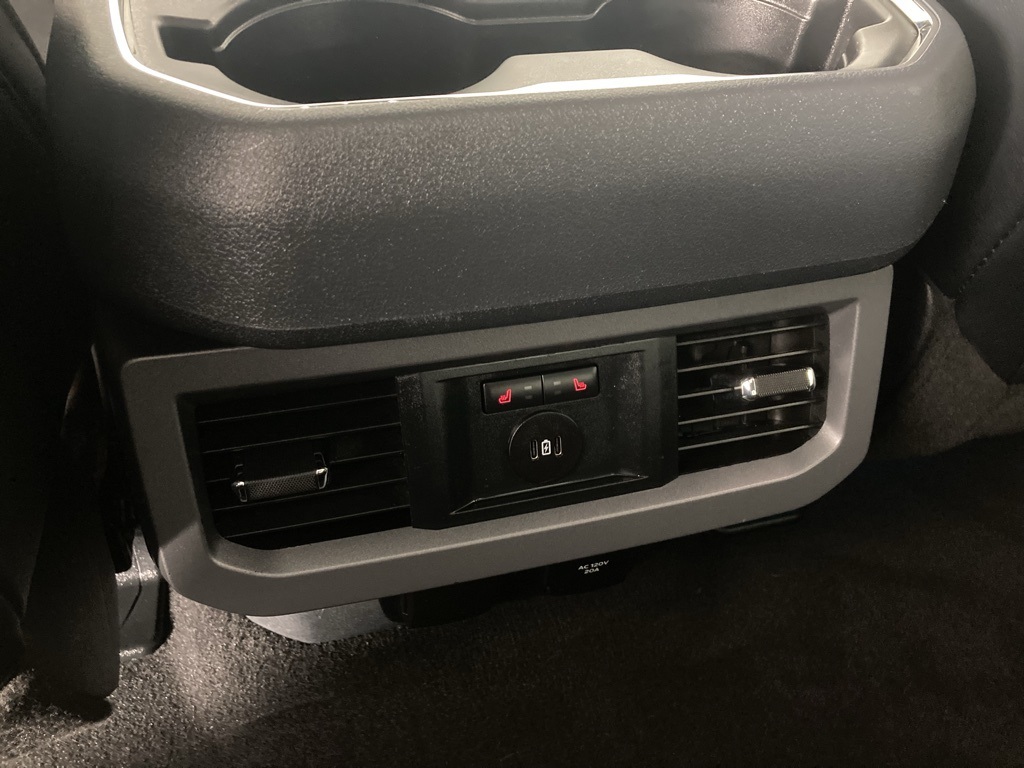 2024 Ford F-350 photo 12