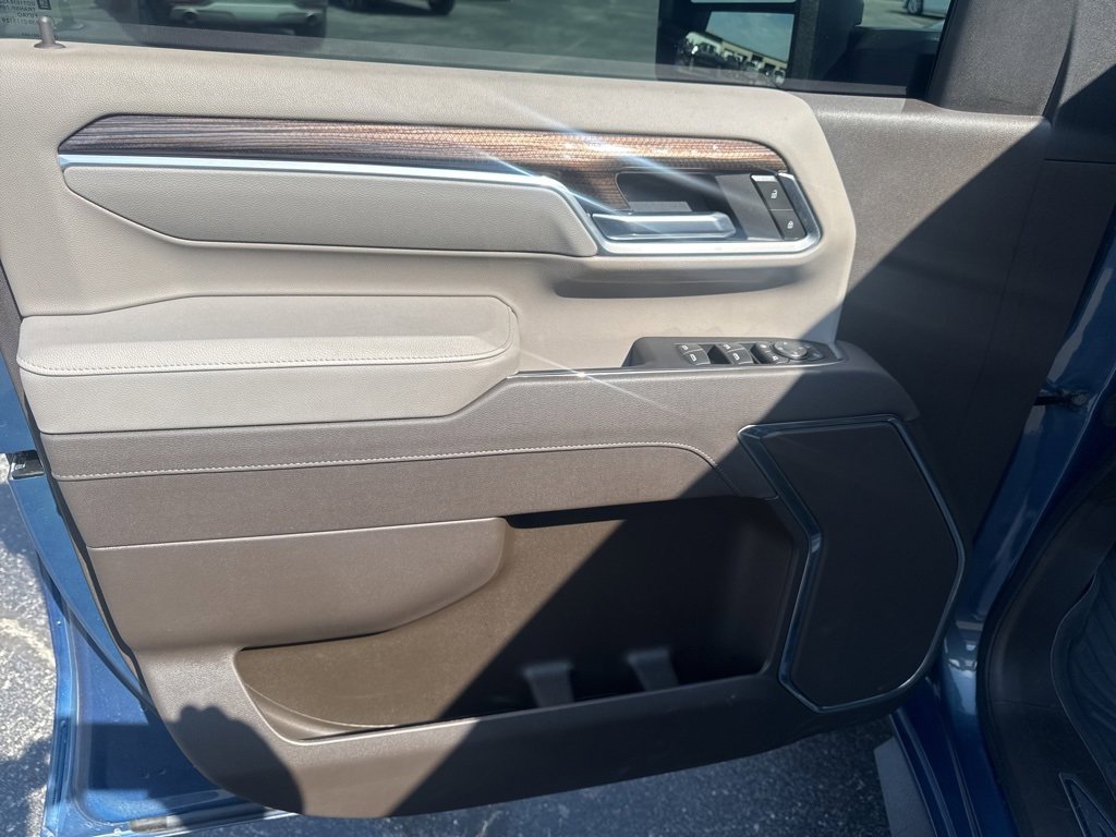 2025 Chevrolet Silverado 2500HD LT photo 16