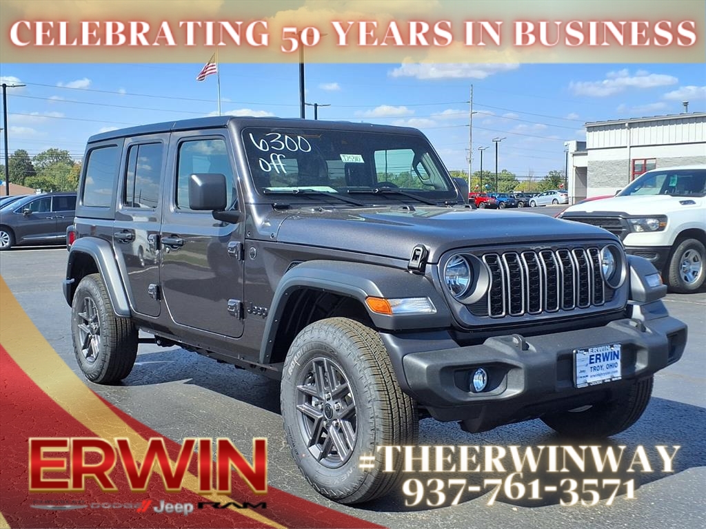 2025 Jeep Wrangler 4-Door Sport S's photo