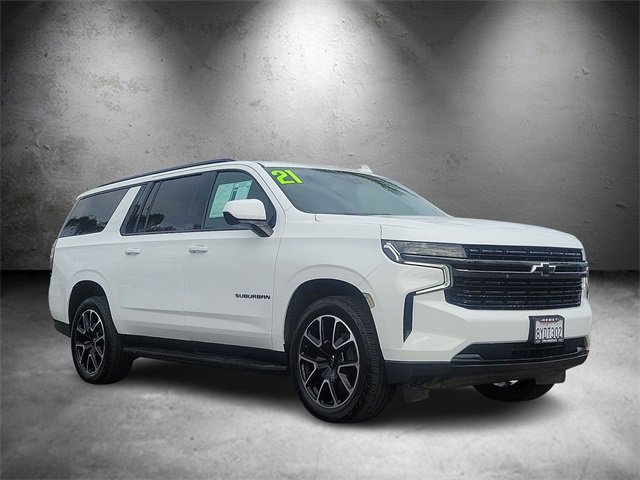 2021 Chevrolet Suburban RST photo 2