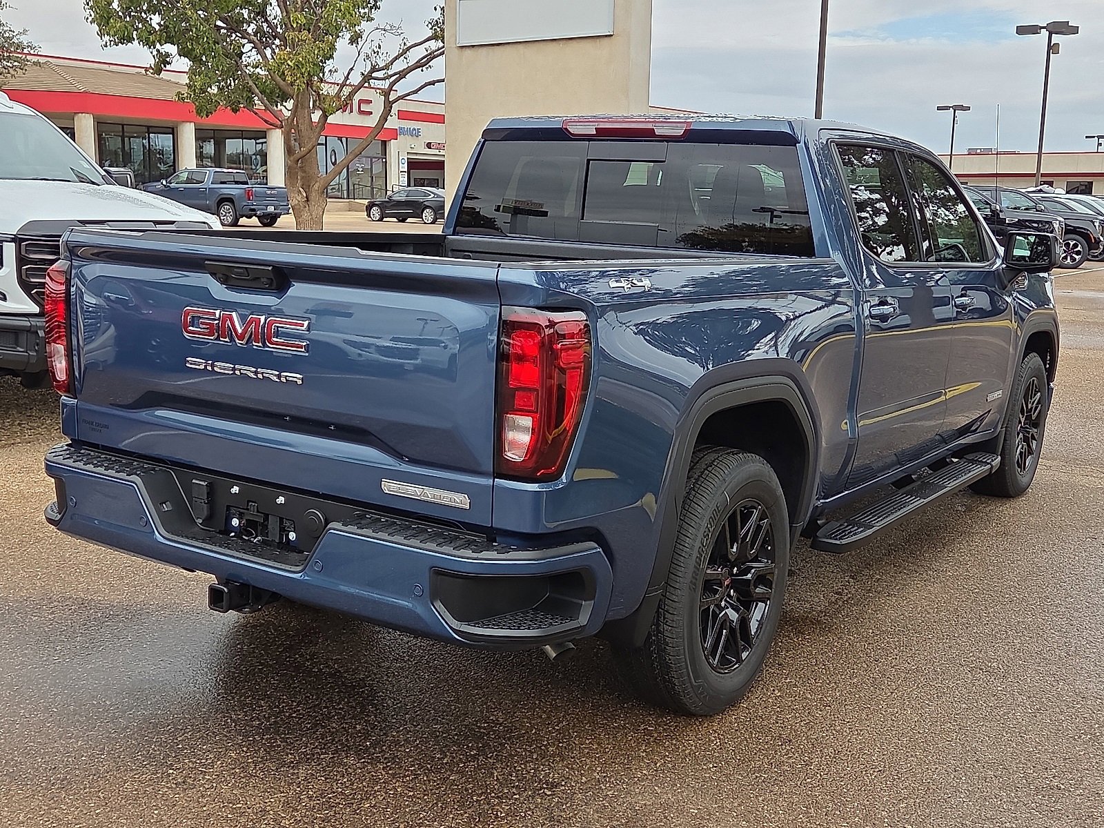 2026 Gmc Sierra 1500 Elevation photo 3