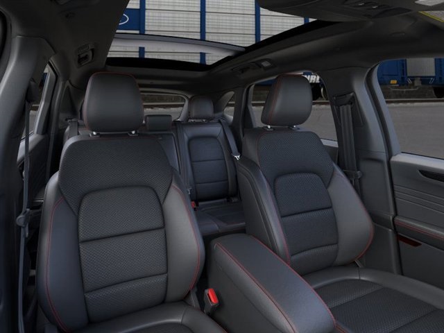 2025 Ford Escape ST-Line photo 7