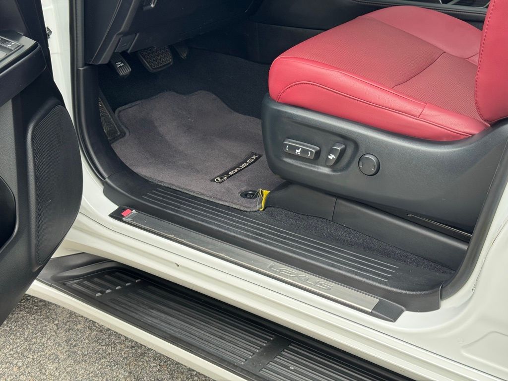 2023 Lexus GX 460 photo 19