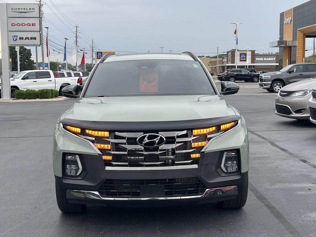 2022 Hyundai Santa Cruz Limited photo 2