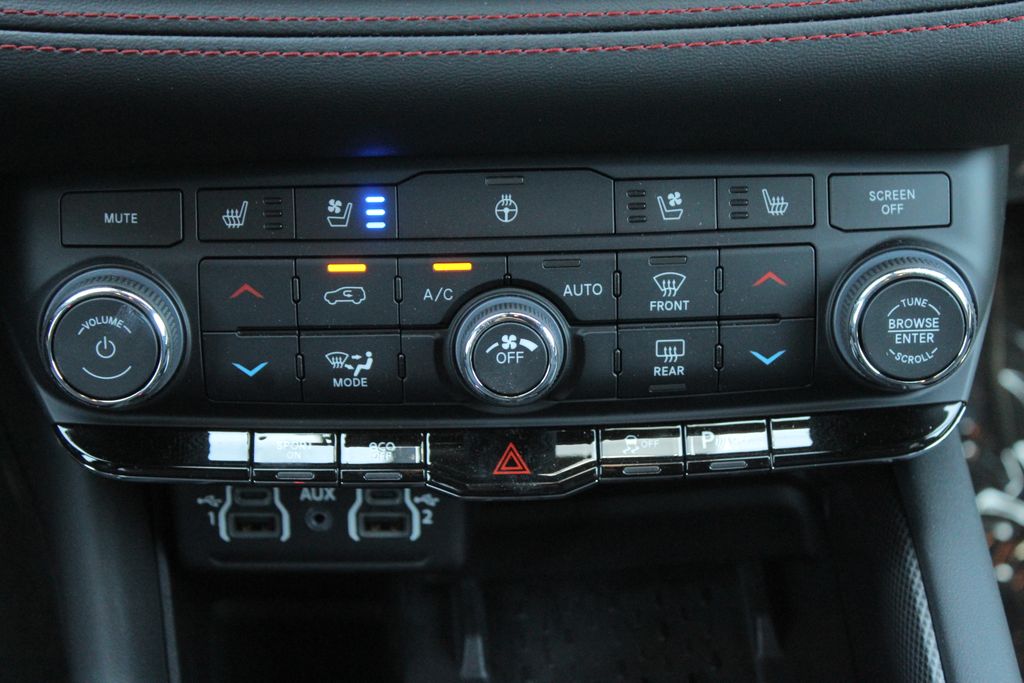 2025 Dodge Durango R/T Plus photo 23