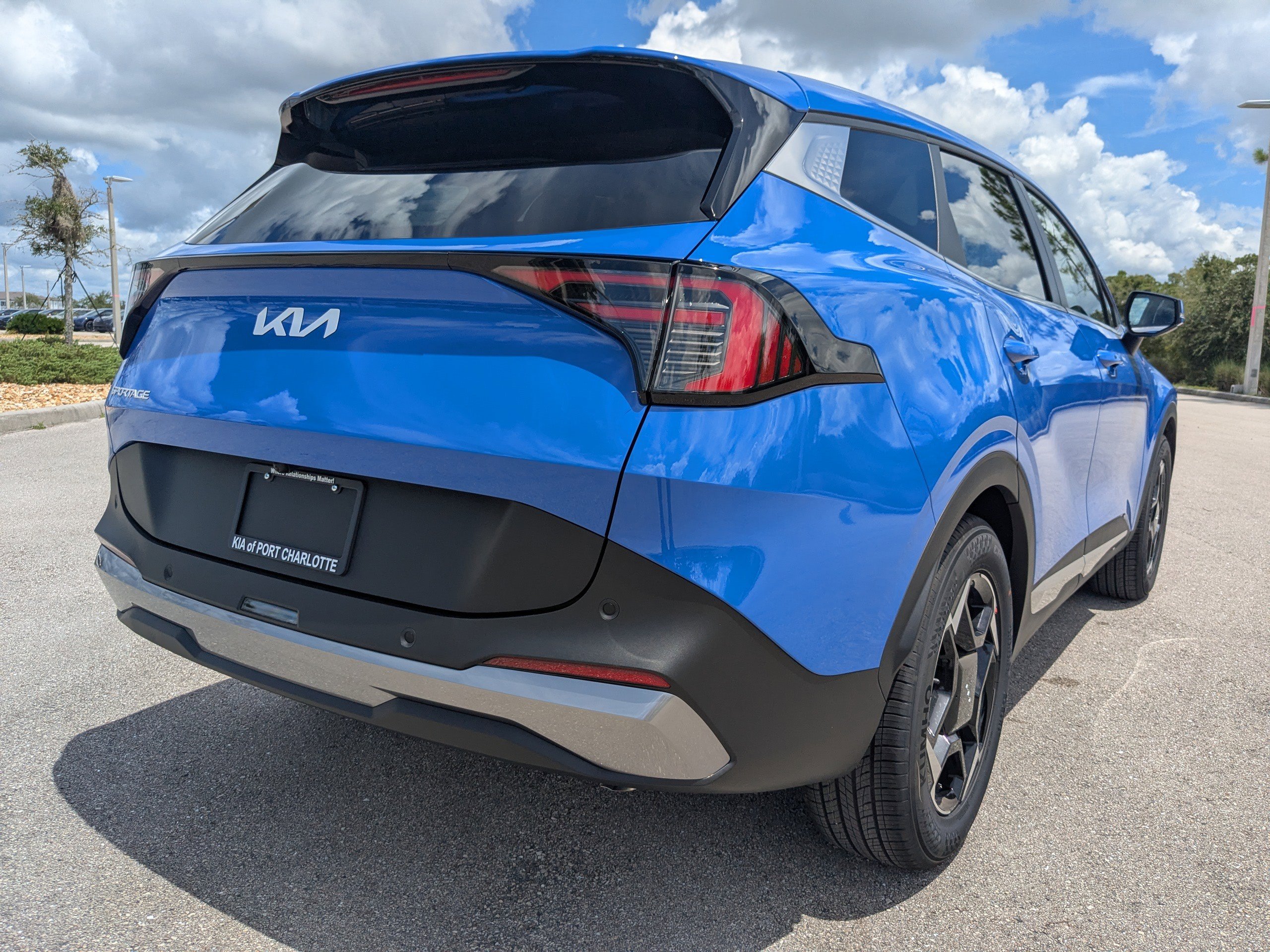 2026 Kia Sportage EX photo 2