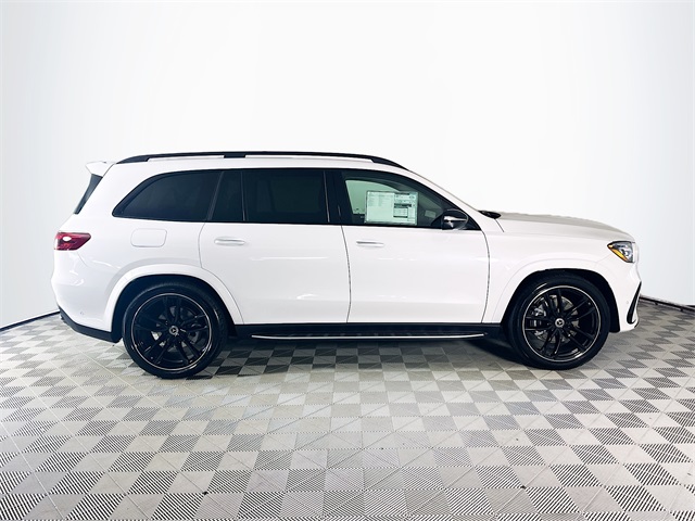 2026 Mercedes Benz GLS 450 4MATIC photo 8