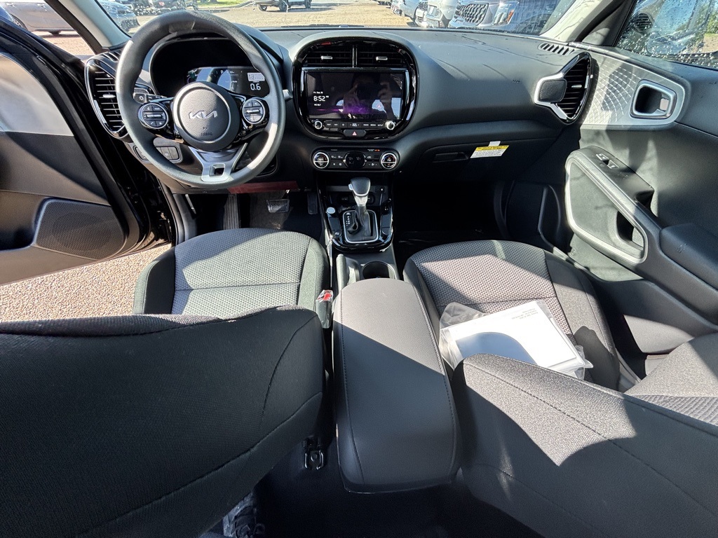 2025 Kia Soul S photo 10