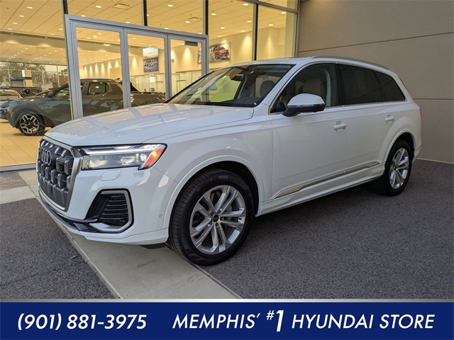 2025 Audi Q7 Premium Plus's photo