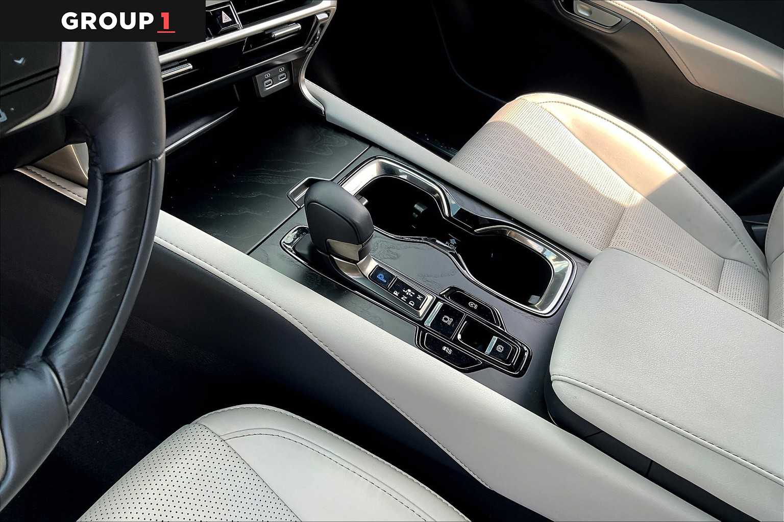 2024 Lexus RX Premium photo 14