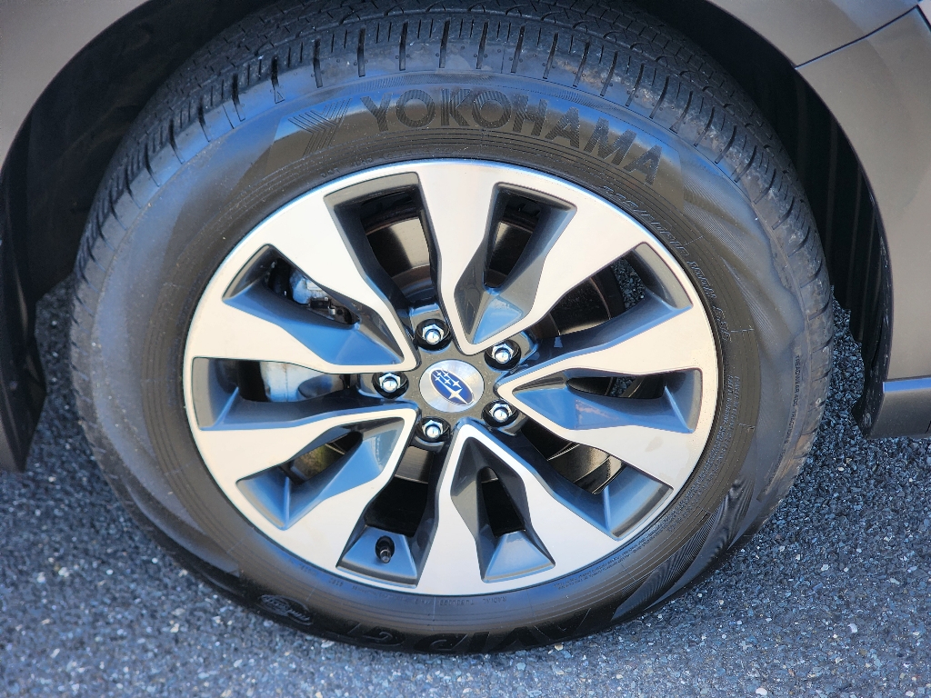 2023 Subaru Outback Limited photo 4