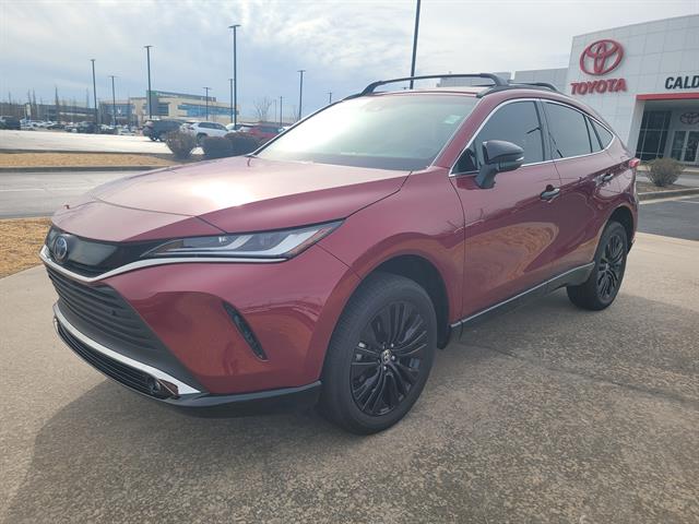 2023 Toyota Venza Nightshade's photo