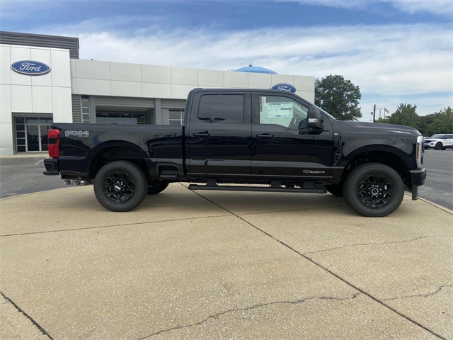 2026 Ford F-350 photo 2