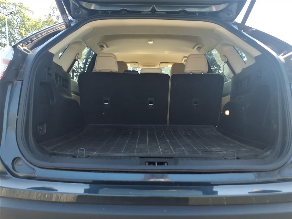 2022 Ford Edge SEL photo 11