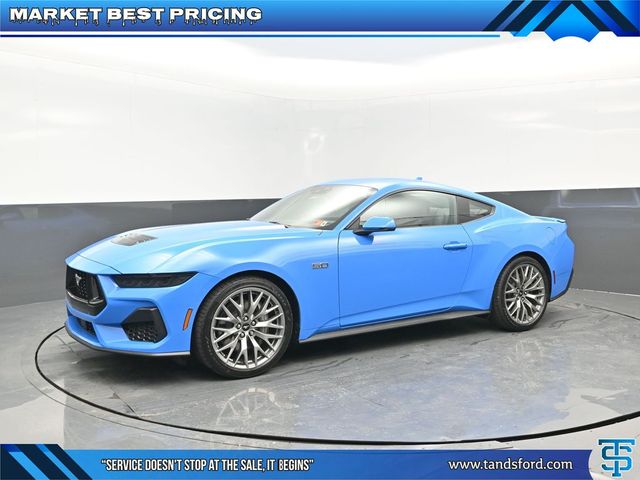 2025 Ford Mustang GT Premium's photo