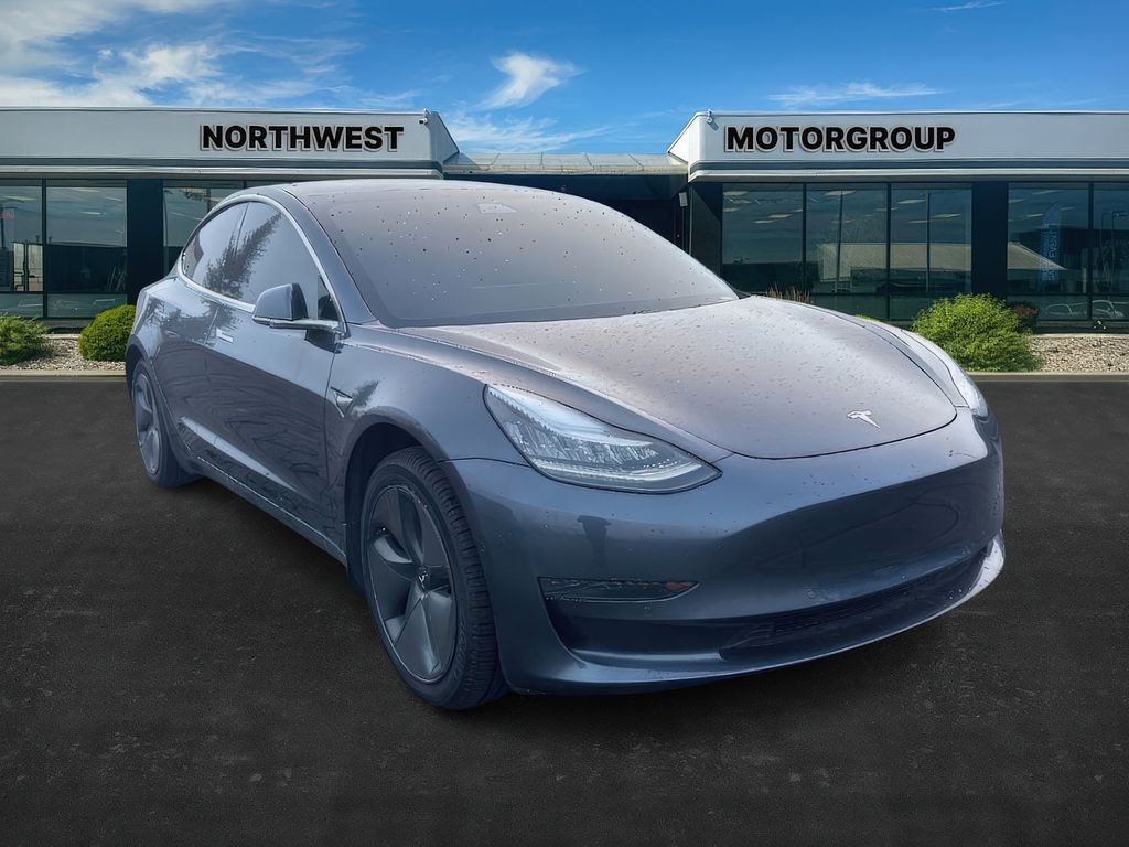 2020 Tesla Model 3 Base's photo