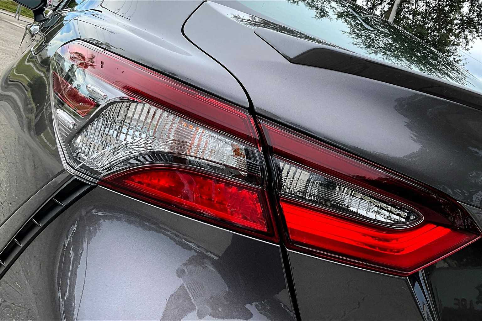 2023 Toyota Camry SE photo 28