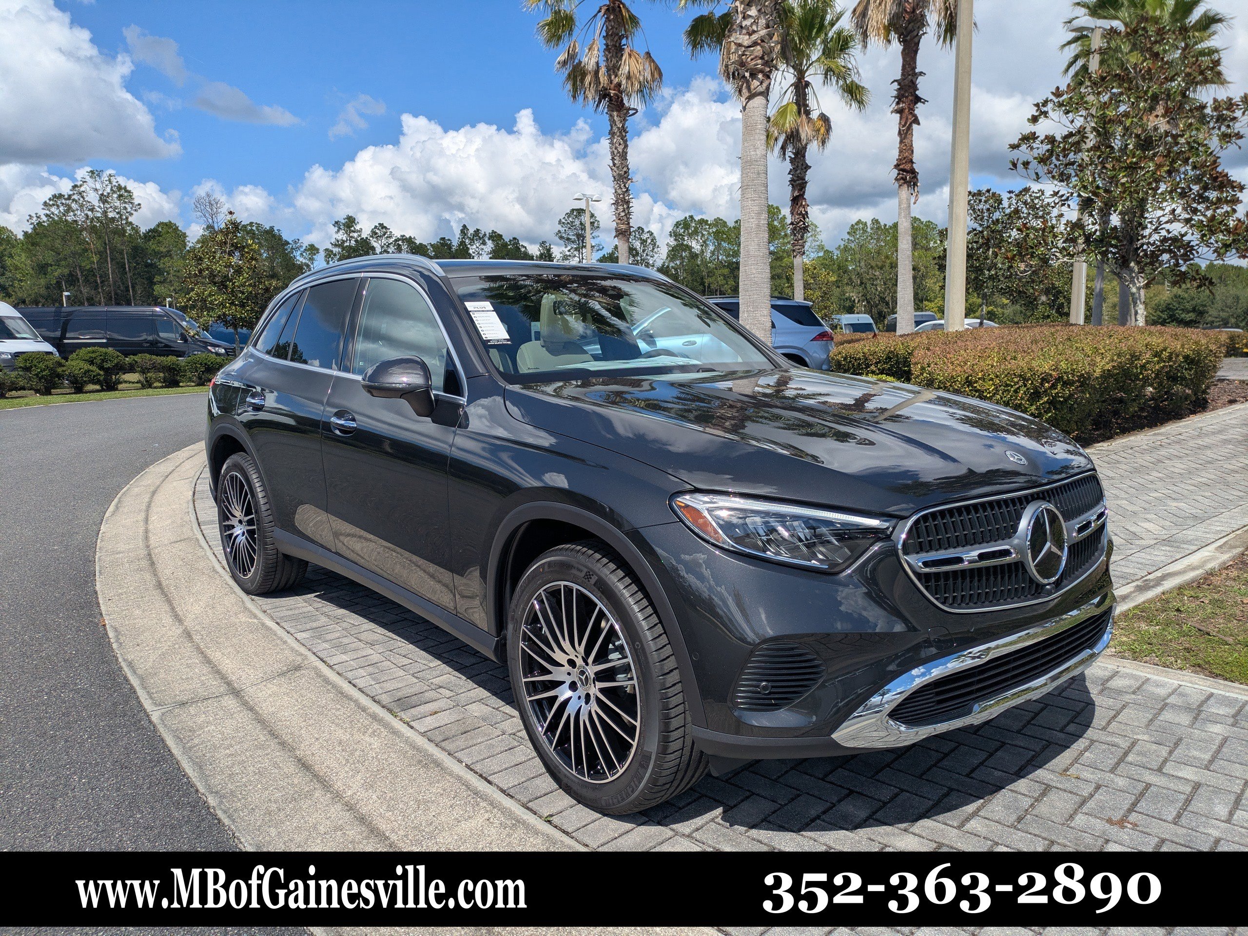 2026 Mercedes-Benz GLC Base's photo