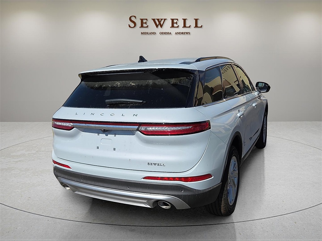 2026 Lincoln Corsair Premiere photo 4