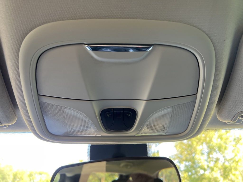 2020 Jeep Cherokee Altitude photo 17