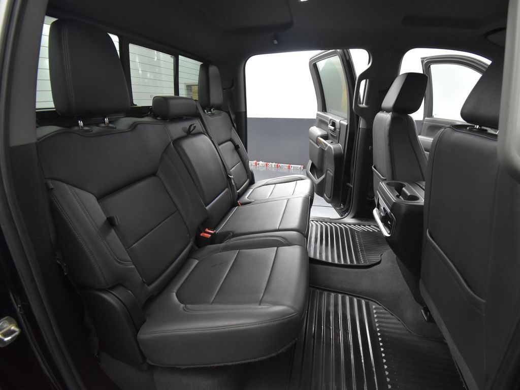 2022 Chevrolet Silverado 2500HD LTZ photo 35