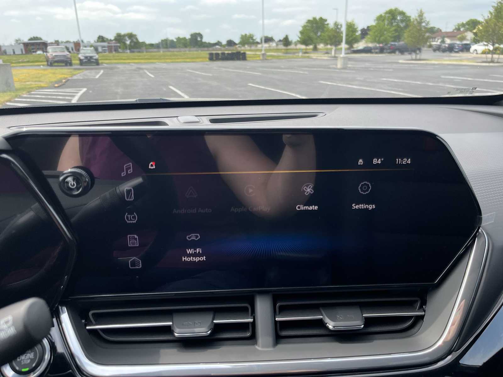 2025 Chevrolet Trax photo 16