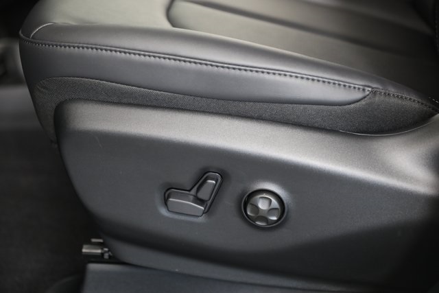 2026 Chrysler Voyager LX photo 15