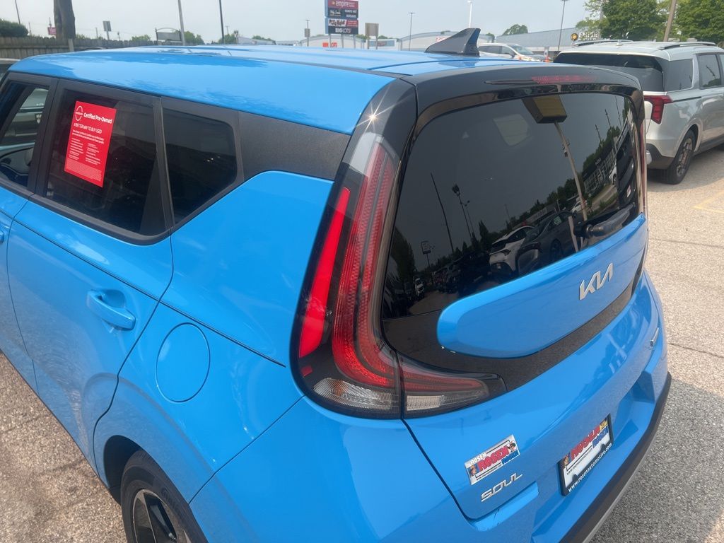 2023 Kia Soul EX photo 30