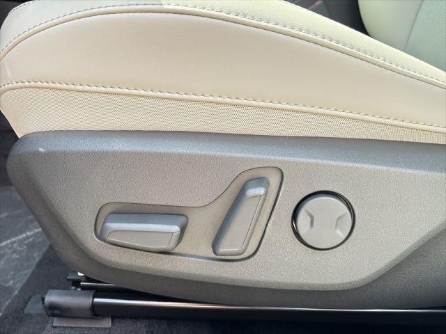 2025 Kia Niro EX photo 4